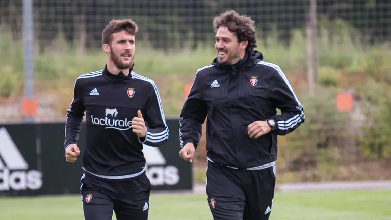 Oier en la sesión de entrenamiento de Osasuna. (2). IÑIGO ALZUGARAY