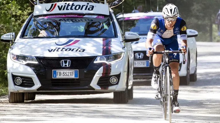 . Arezzo (Italy), 14/05/2016.- Italian rider Gianluca Brambilla of the Etixx - Quick Step team is on his way to win the 8th stage of the Giro d'Italia cycling race over 186km from Foligno to Arezzo, Italy, 14 May 2016. Brambilla took the overall leader's pink jersey. (Ciclismo, Italia) EFE/EPA/CLAUDIO PERI