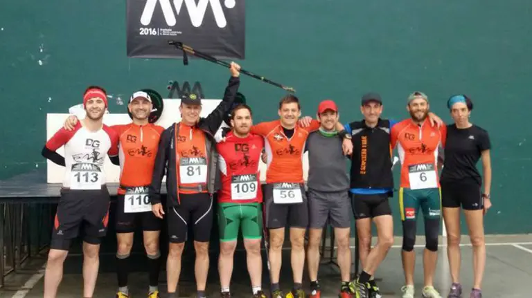 Participantes en la carrera de montaña.