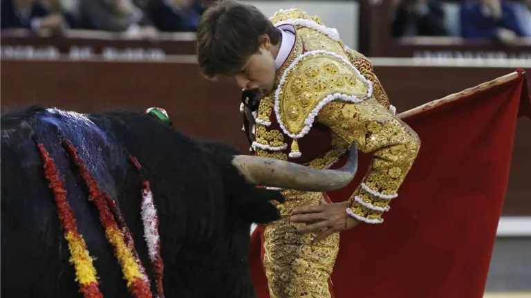 l diestro francés Juan Leal antes su segundo durante la Corrida de la Prensa. EFE. KIKO HUESCA