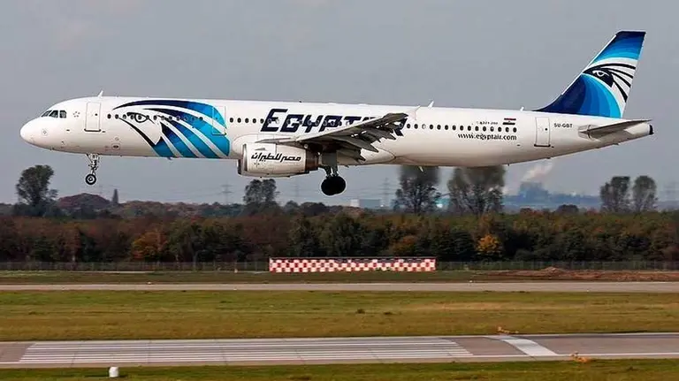 Un avi&oacute;n de la compa&ntilde;&iacute;a Egypt Air.