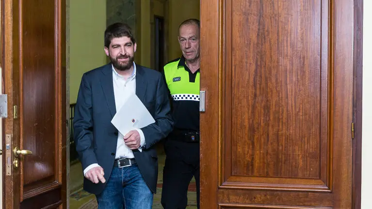 Aritz Romeo, concejal de Seguridad y Convivencia, explica las acciones preventivas que se van a desarrollar tras los últimos casos de agresiones sexuales en Pamplona.. IÑIGO