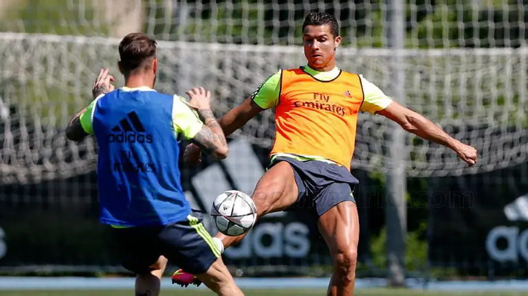 Entrenamiento del equipo blanco. Foto web Real Madrid.