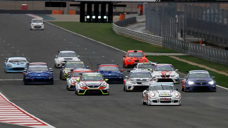 Salida CER + GTs Circuito de Navarra 2015