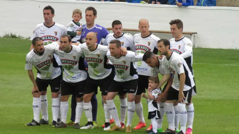 Equipo titular del Tudelano. Foto web Tudelano