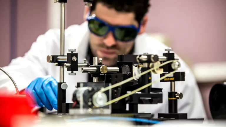 El IV Plan Estratégico busca mejorar la actividad de la Universidad, caso de la investigación.