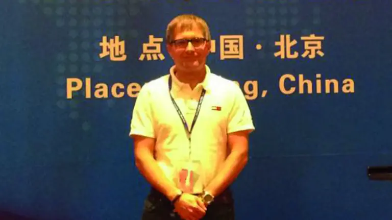 Francisco Fernández, de Adacen, en un congreso internacional sobre neurología. 