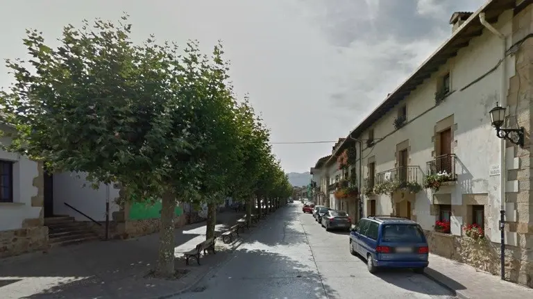 Imagen de la calle Nagusia de Arbizu, donde tuvo lugar el incidente.