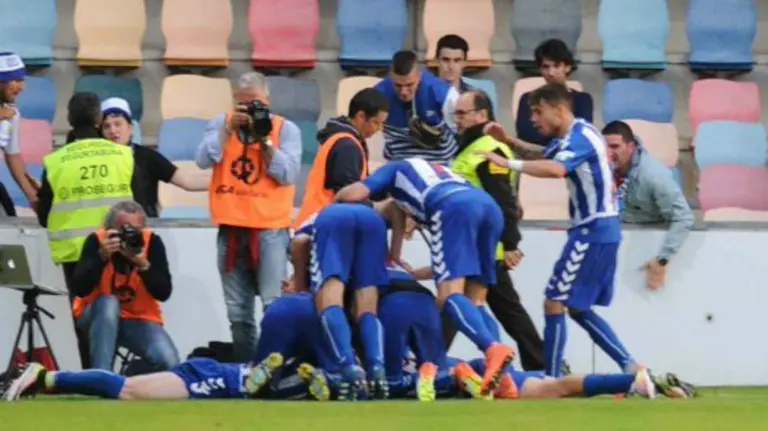 Partido Bilbao Athletic - Alavés. Lfp.