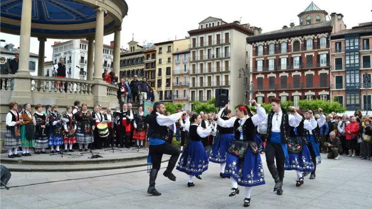 Una imagen del año pasado en el encuentro de las Comunidades en Pamplona.