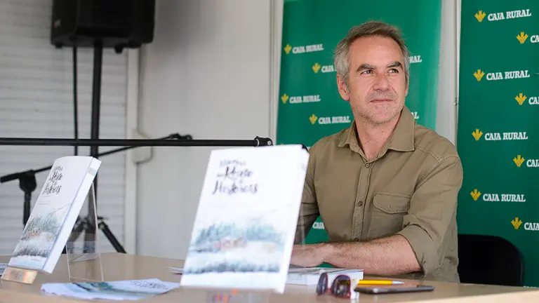 Santiago Lesmes presenta _Navarra. Un Reino de Historias_. PABLO LASAOSA