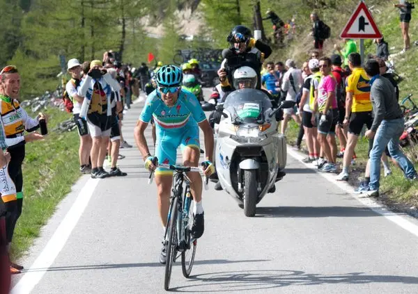 Nibali escapado en el Giro. Twitter.
