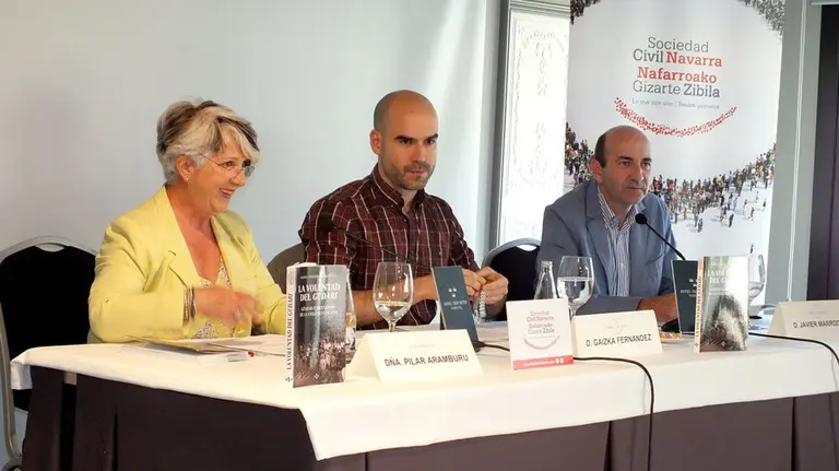 Presentación del libro La voluntad del Gudari de Gaizka Fernández en Pamplona. S. REDíN (5)