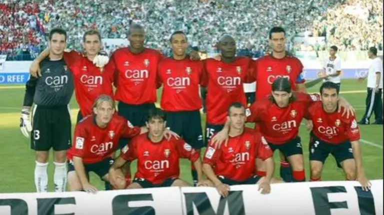 Alineación de Osasuna la final de Copa del Rey de 2005 en Madrid. Archivo..