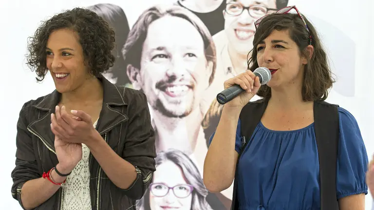 Las secretarias generales de Podemos en la Comunidad Autónoma Vasca y Navarra , Nagua Alba y Laura Pérez. EFE