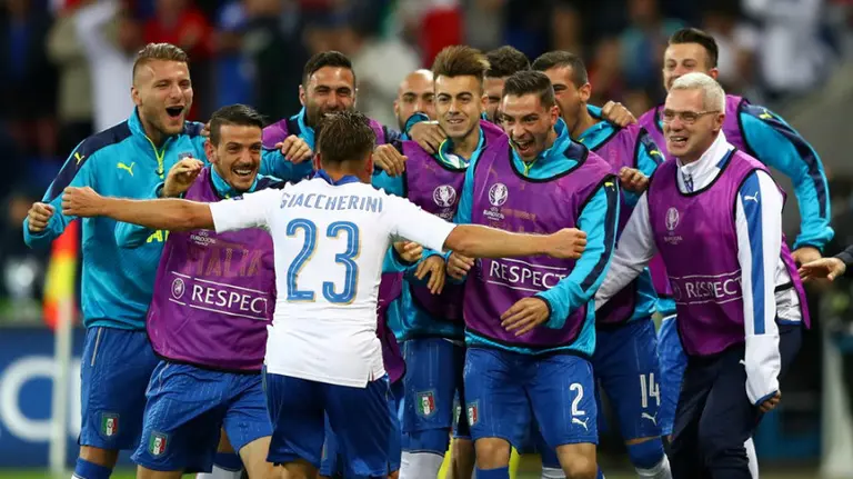Alegría italiana tras superar a Bélgica. Foto Uefa