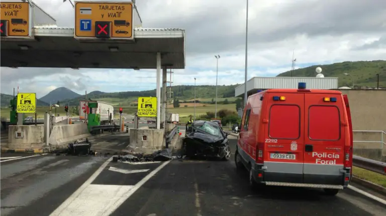 Imagen del accidente con un fallecido en Zuasti. PF