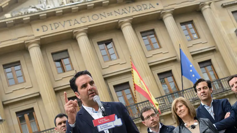 La coalición UPN-PP durante un acto de campaña en el Gobierno Foral.PABLO LASAOSA 03