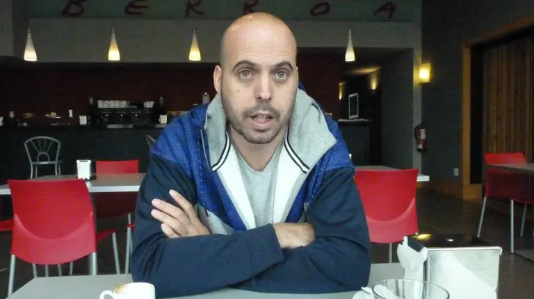 Rubén Berrogui entrena al Mulier.