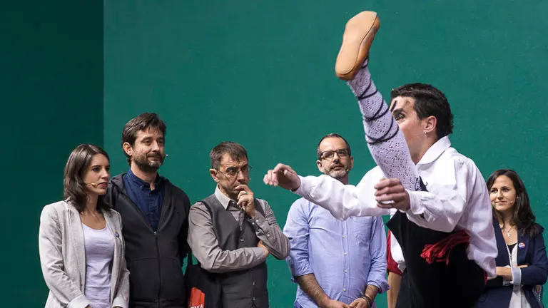 Juan Carlos Monedero durante un acto de campaña de Podemos en Pamplona.