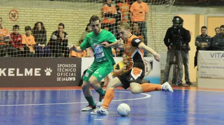 Pedro García del Club Ribera Navarra FS renueva su contrato con el club. ASPIL-VIDAL