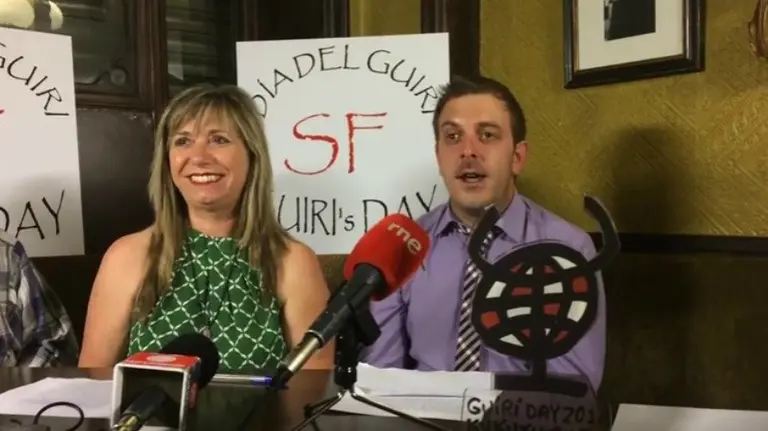 Jota en inglés en la presentación del Guiri's Day de Sanfermines.