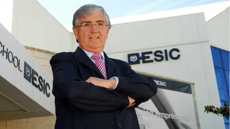 Fallece el padre Patxi Larrea