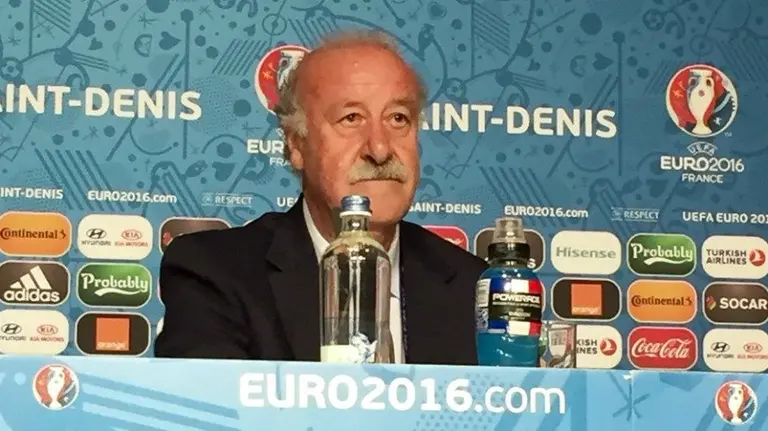 Vicente Del Bosque en rueda de prensa. Twitter selección española.