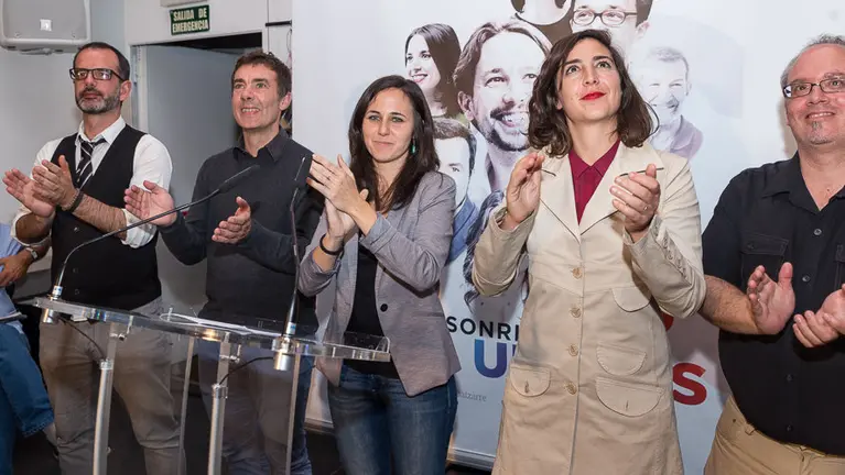 Los candidatos de Unidos Podemos comparecen tras conocer los resultados electorales (9). IÑIGO ALZUGARAY