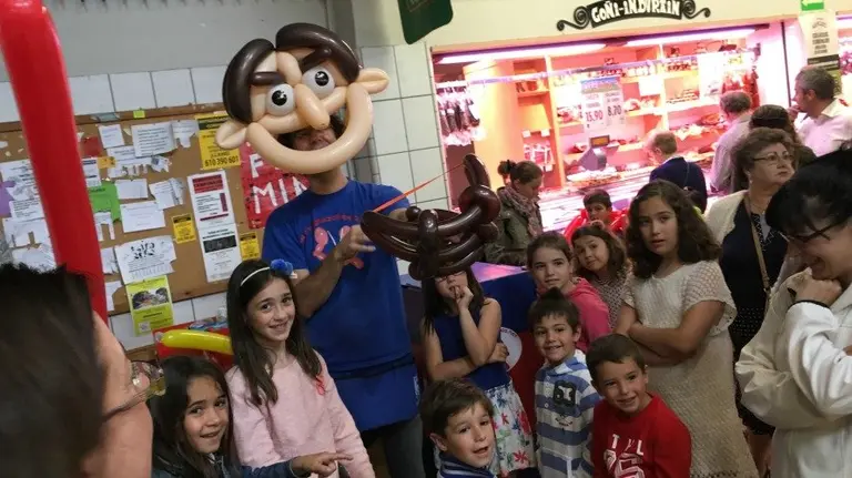 Fiesta Solidaria de Verano del Mercado del Ensanche. 