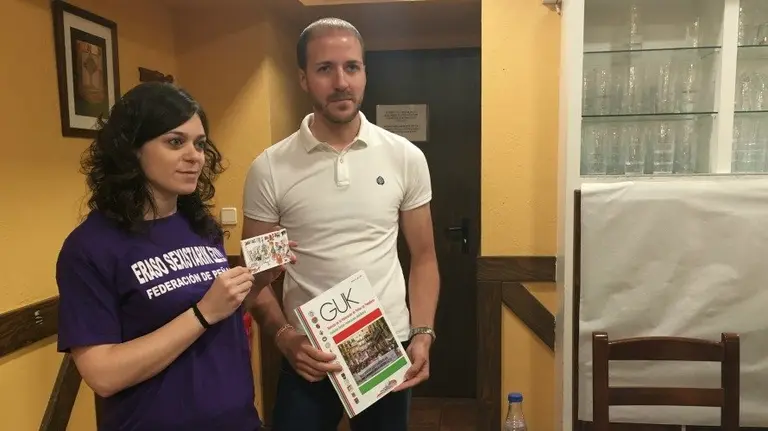 Presentación del programa y las pancartas de las peñas. con Itzi Gartxes y Mikel Donlo. NR