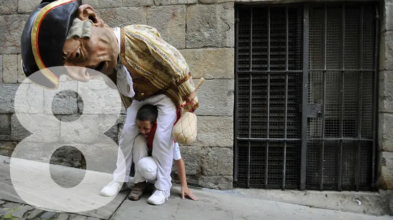 San Fermín. Comparsa de Gigantes y Cabezudos. Reuters