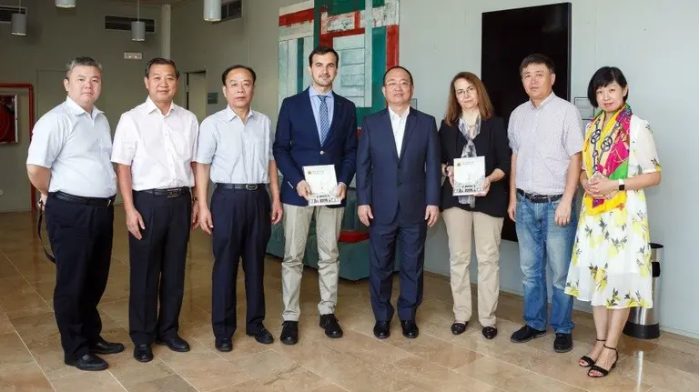 La representación asiática visitó también el Complejo Hospitalario de Navarra (CHN), donde se interesaron por la gestión hospitalaria.