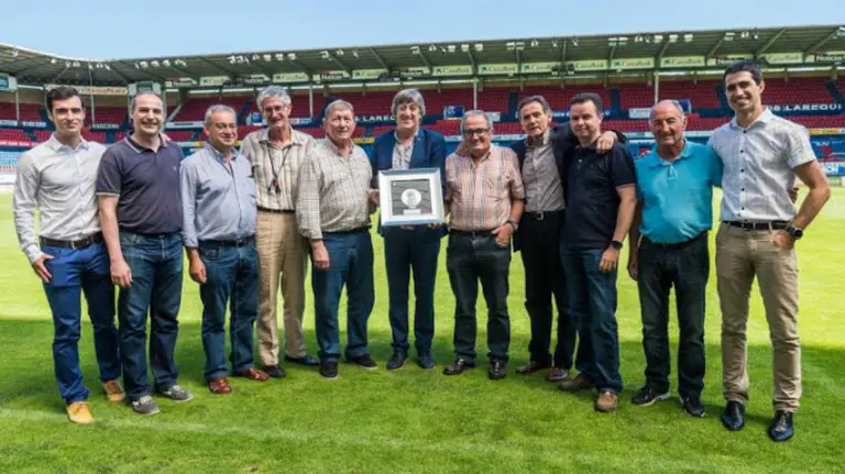 Homenaje a Martín Monreal. Foto CA Osasuna.