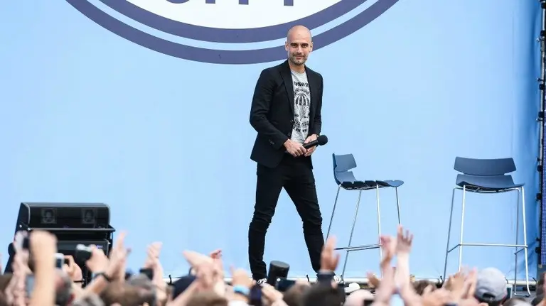 El entrenador Pep Guardiola en su presentación en el Manchester City. EFE
