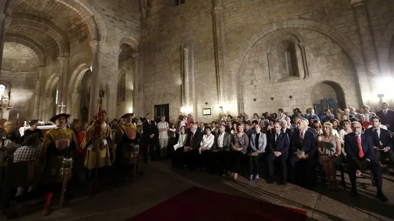 Homenaje  a los Reyes y Reinas de Navarra en el Monasterio de Leyre. JESÚS DIGES. EFE