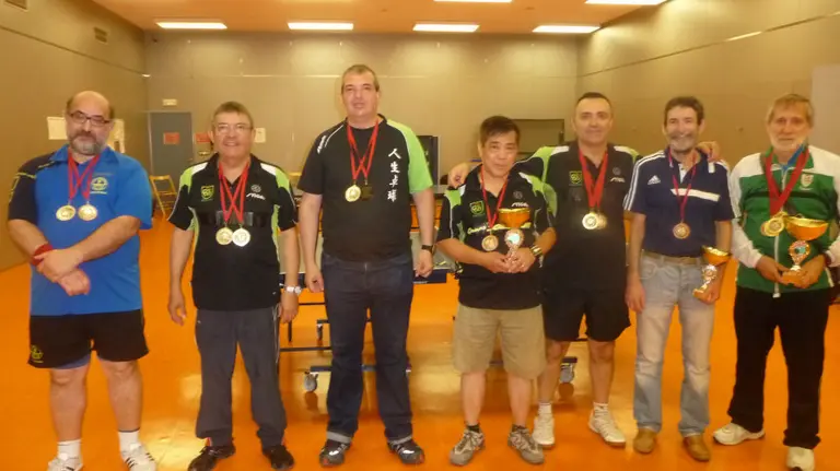 Participantes en el trofeo de veteranos.