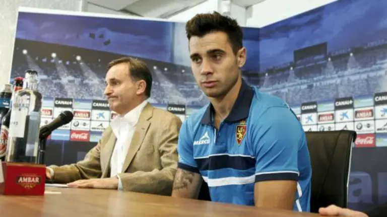 Jaime Romero en rueda de prensa en Zaragoza.