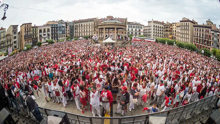Marcha ciudadana contra las agresiones sexistas en Pamplo celebrada en Sanfermines DANIEL FERNÁND (12)
