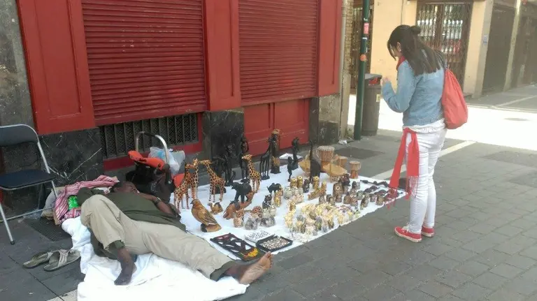 Top manta en San Fermín. David Gracia