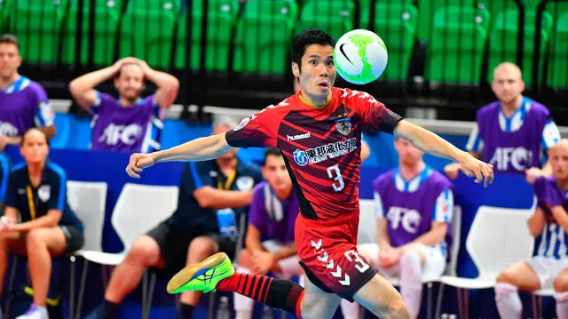 Tomoki Yoshikawa, ala del Magna Gurpea, campeón de la Copa Asia de Clubes.