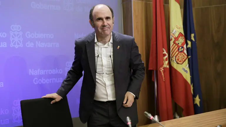 El vicepresidente de Desarrollo Económico, Manu Ayerdi, momentos antes de una rueda de prensa. EFE/Villar López