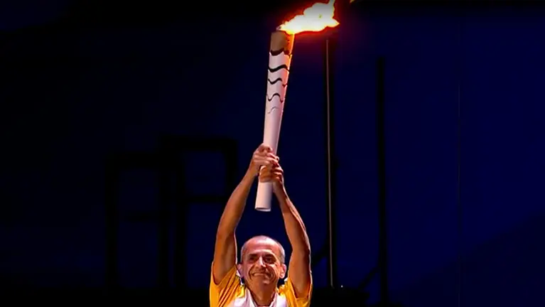 Vanderlei de Lima enciende el pebetero de los Juegos Olímpicos de Río 2016. TVE