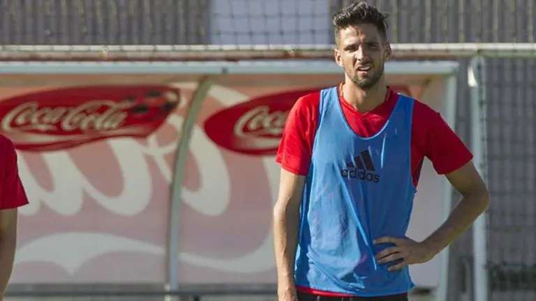 Kenan Kodro, durante el entrenamiento de esta mañana de miércoles en Tajonar. OSASUNA