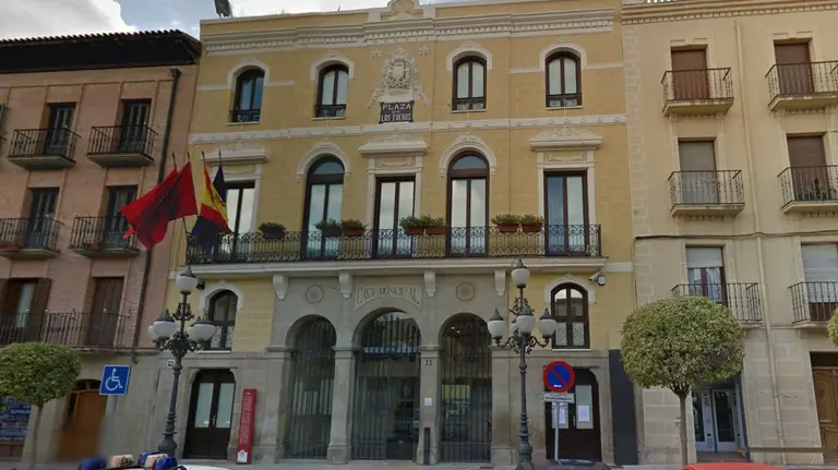 Fachada del Ayuntamiento de Falces