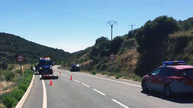Lugar donde han resultado heridos los dos ocupantes de la moto en San Adrián.