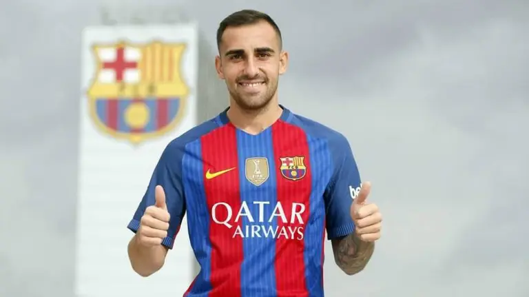 Paco Alcácer con la camiseta del FC Barcelona. Foto web FC Barcelona.