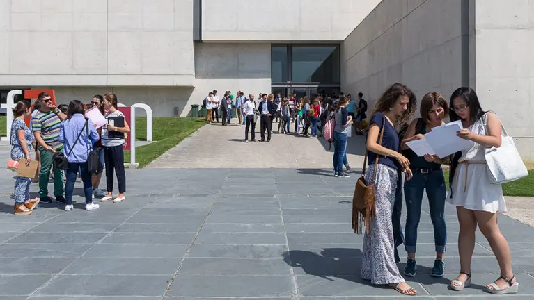 Primer día del curso 2016-2017 en la Universidad de Navarra (19). IÑIGO ALZUGARAY