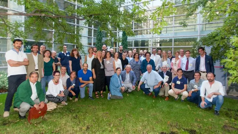 Participantes en el curso de la UNAV, en colaboración con la UPNA,  'Archivos contemporáneos el acceso a la historia reciente'. UNAV