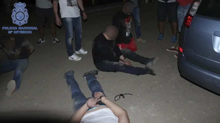 La Policía Nacional ha detenido a siete personas como presuntos autores de un robo de droga a traficantes magrebíes. EFE